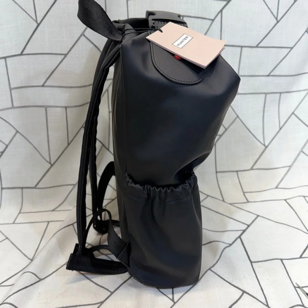 Hunter Original Topclip Backpack NWT One Size Black Rubberized Water Resistant‎